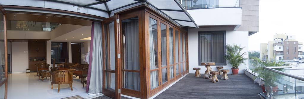 Gulmohar - Luxurious Penthouse Family Rooms โกลฮาปูร์ ภายนอก รูปภาพ