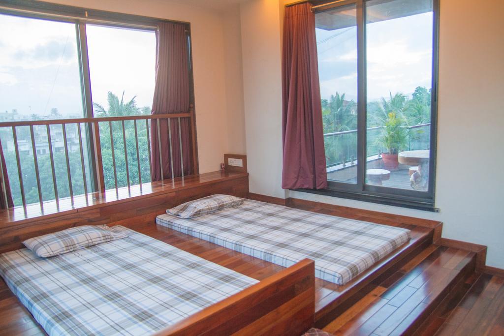 Gulmohar - Luxurious Penthouse Family Rooms โกลฮาปูร์ ภายนอก รูปภาพ